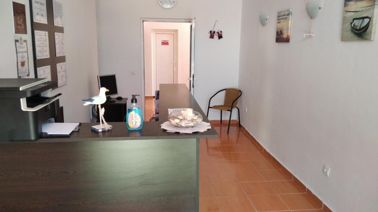 Guest Rooms Venera Primorsko Buitenkant foto